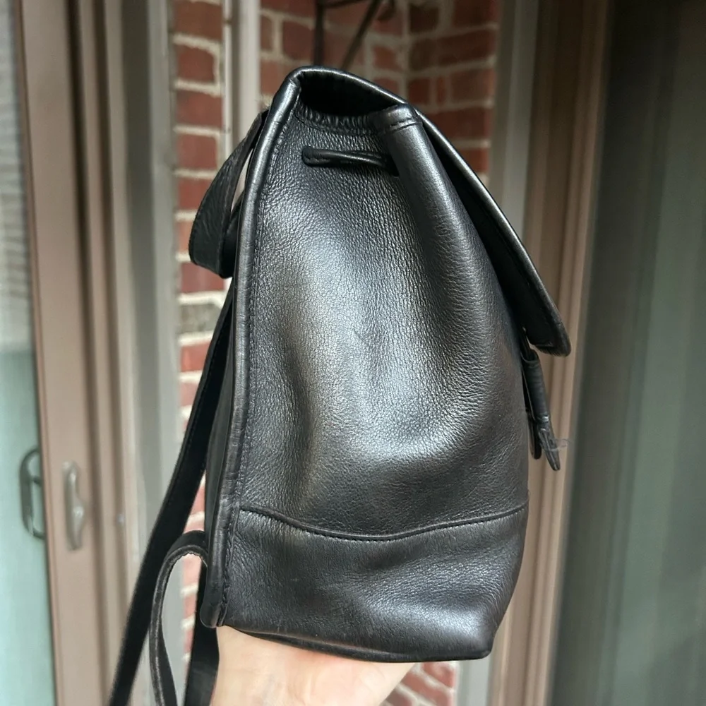 Vintage coach small daypack backpack style 9960 black leather retro y2k turnlock - Picture 3 of 12